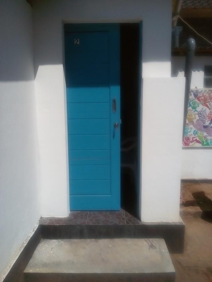 Izaac'S Bed & Breakfast Lovina Εξωτερικό φωτογραφία
