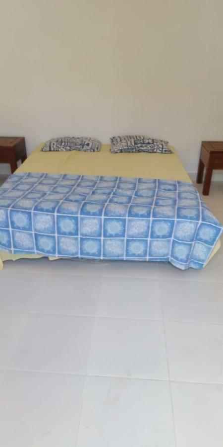 Izaac'S Bed & Breakfast Lovina Εξωτερικό φωτογραφία